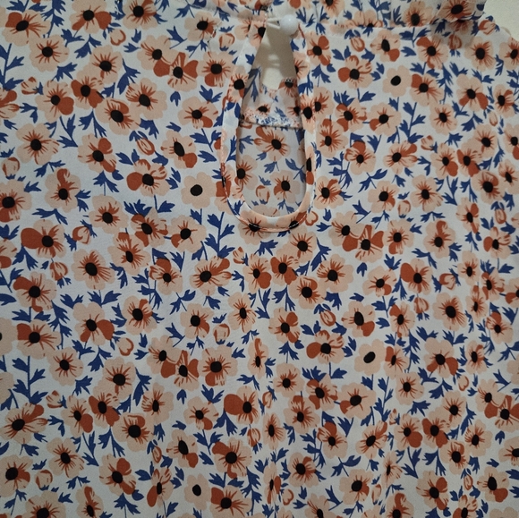 Chic style dress , Size S used like new - Picture 9 of 10